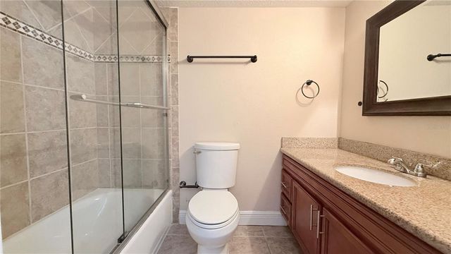 524 ORANGE DRIVE 11, Altamonte Springs, FL 32701