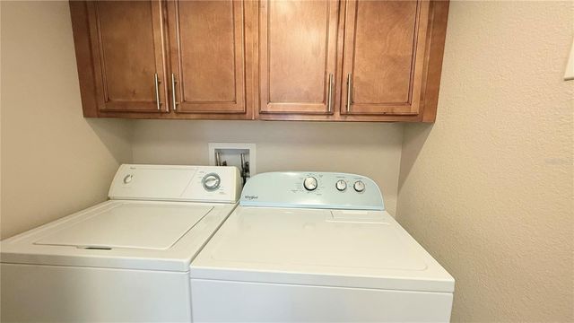 524 ORANGE DRIVE 11, Altamonte Springs, FL 32701