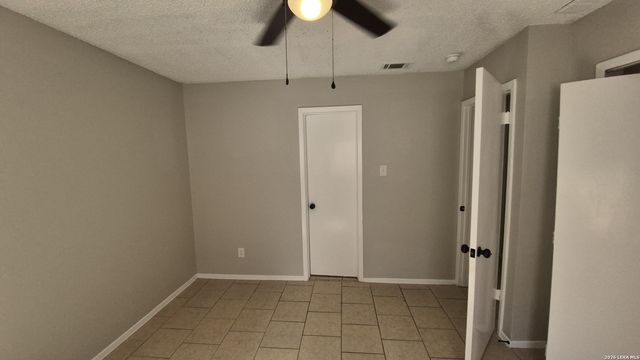 11914 Alamo Blanco, San Antonio, TX 78233