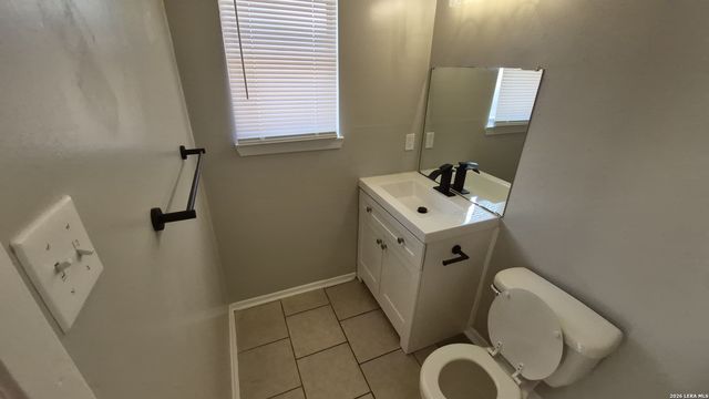 11914 Alamo Blanco, San Antonio, TX 78233