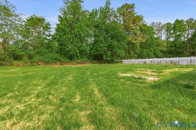 2732 Homestead Dr, Petersburg, VA 23805