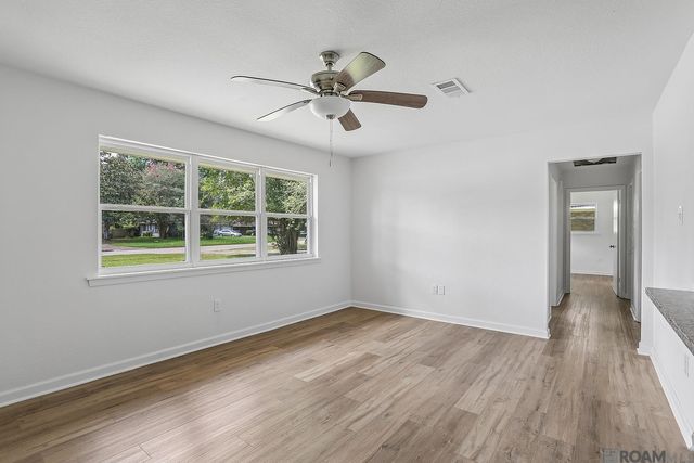 3076 Elgin St, Baton Rouge, LA 70805