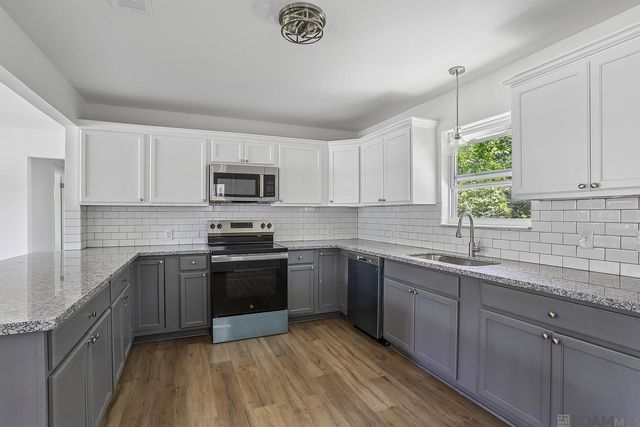 3076 Elgin St, Baton Rouge, LA 70805
