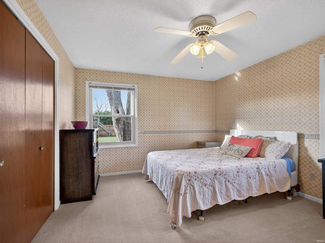 1924 Colony Drive, Fort Wayne, IN 46825