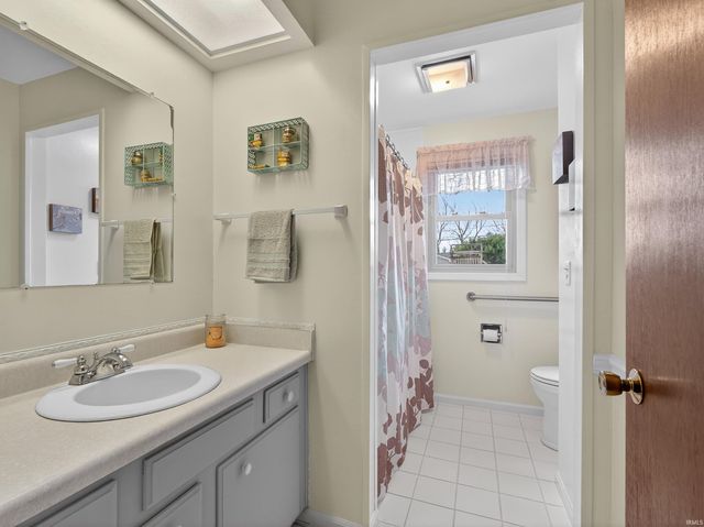 1924 Colony Drive, Fort Wayne, IN 46825