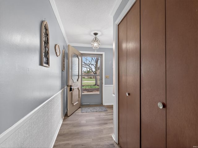 1924 Colony Drive, Fort Wayne, IN 46825