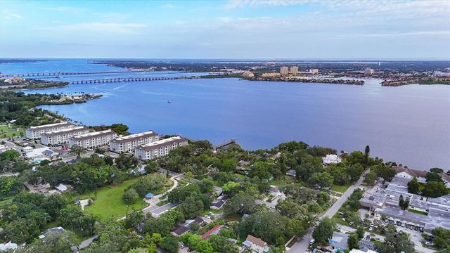 210 15TH STREET E, Bradenton, FL 34208