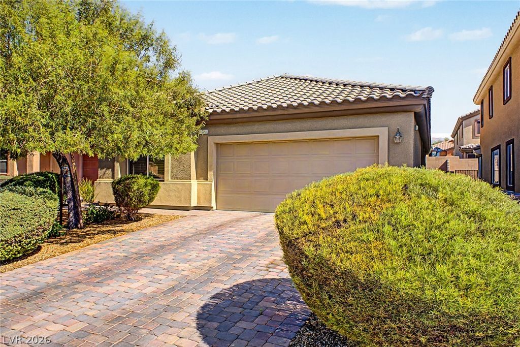 32 Buffalo Gap Court, North Las Vegas, NV 89084 — photo 4