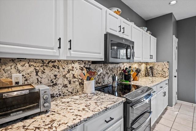 5411 Woodbreeze Drive, North Charleston, SC 29420