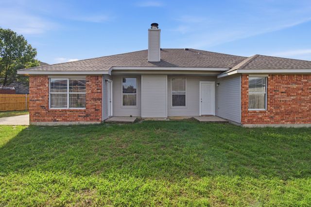 3808 Pennsylvania Avenue, Sachse, TX 75048