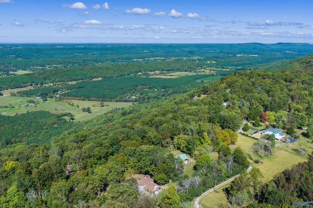 20600 Scenic Highway, Mentone, AL 35984