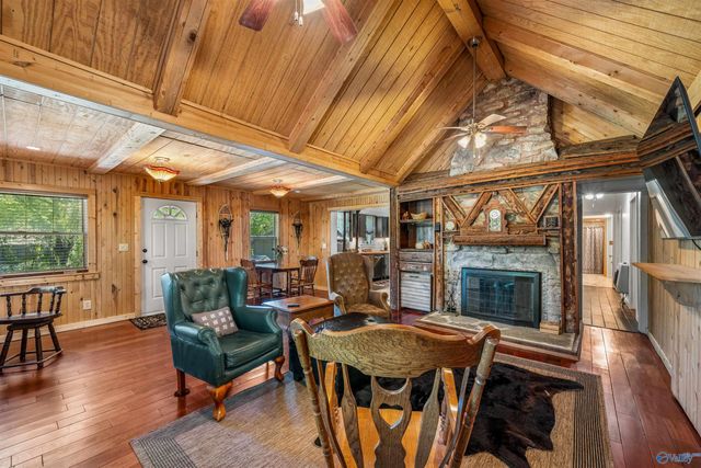 20600 Scenic Highway, Mentone, AL 35984