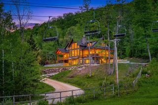 112 Snowbridge Road L3, Ludlow, VT 05149