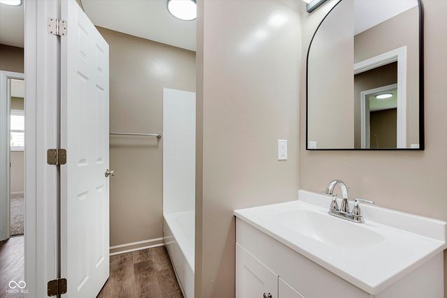 2601 Manlove, Indianapolis, IN 46218