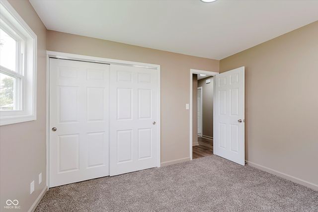 2601 Manlove, Indianapolis, IN 46218