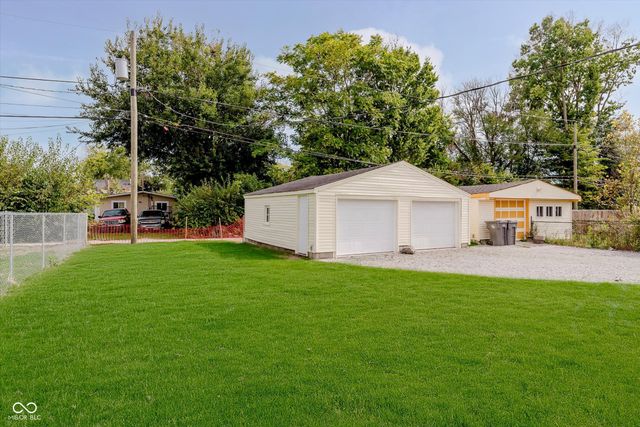 2601 Manlove, Indianapolis, IN 46218