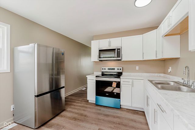 2601 Manlove, Indianapolis, IN 46218