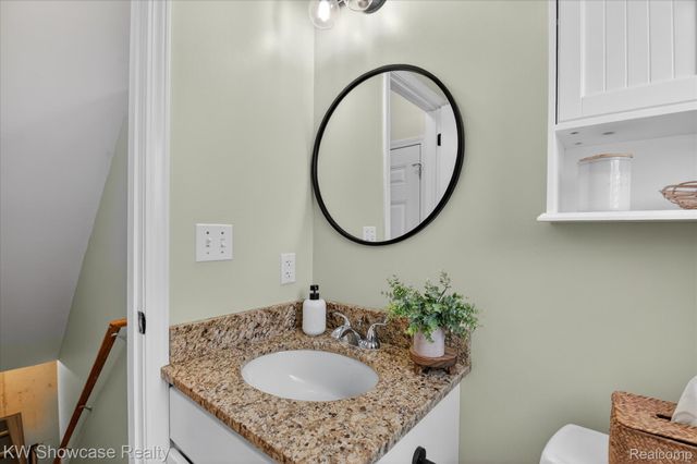 622 Elizabeth Street, Milford Village, MI 48381