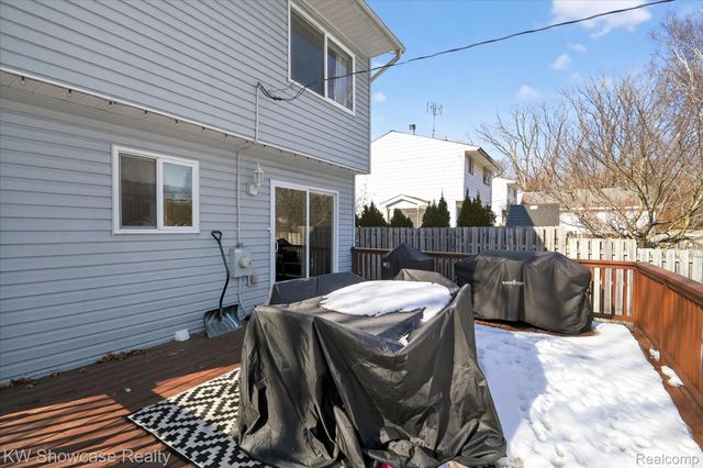 622 Elizabeth Street, Milford Village, MI 48381