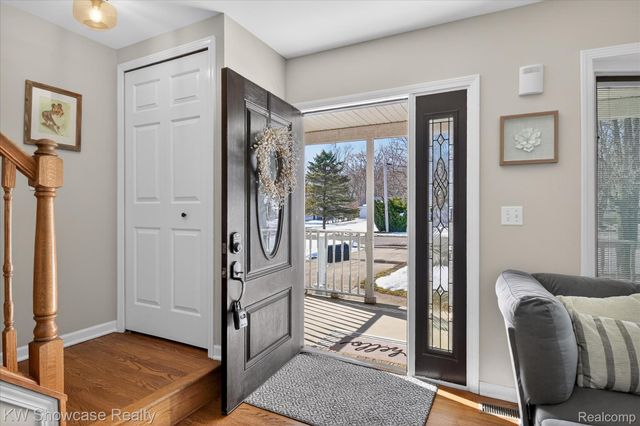 622 Elizabeth Street, Milford Village, MI 48381