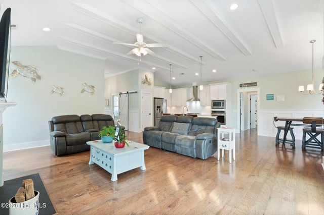 6313 Chadmore Lane SW, Ocean Isle Beach, NC 28469