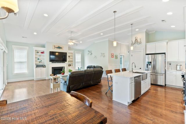 6313 Chadmore Lane SW, Ocean Isle Beach, NC 28469