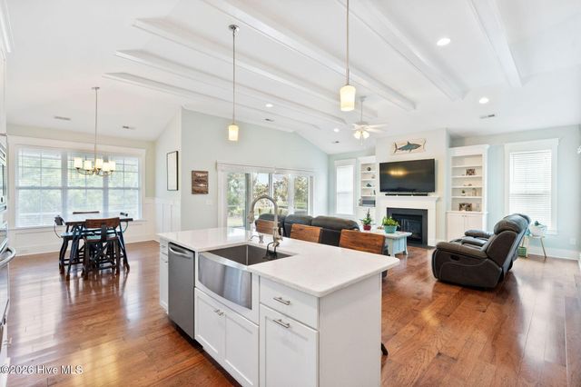 6313 Chadmore Lane SW, Ocean Isle Beach, NC 28469