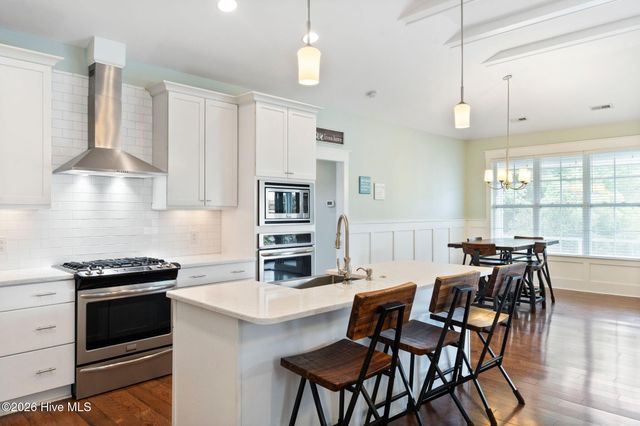 6313 Chadmore Lane SW, Ocean Isle Beach, NC 28469