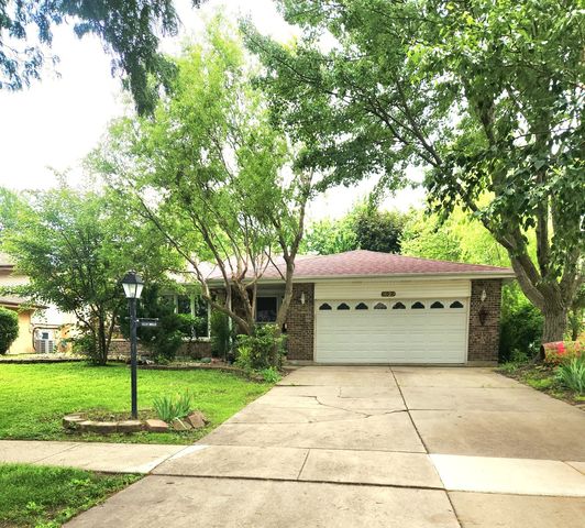 1629 Holly Lane, Darien, IL 60561