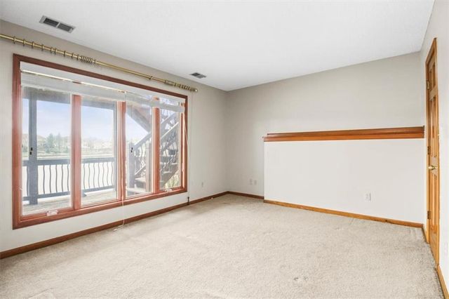 611 NE La Costa Street, Lee's Summit, MO 64064