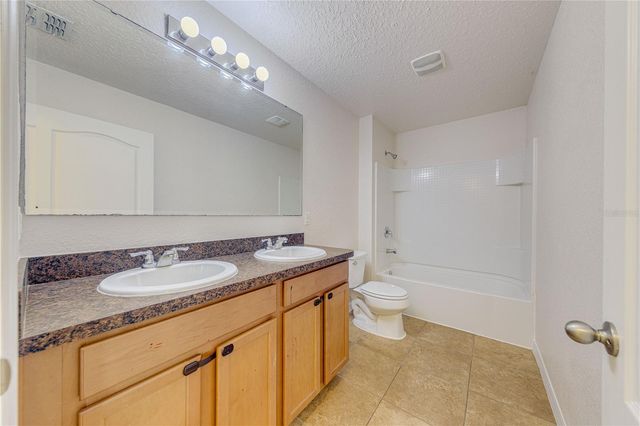 16647 BROADFORD LANE, Clermont, FL 34714