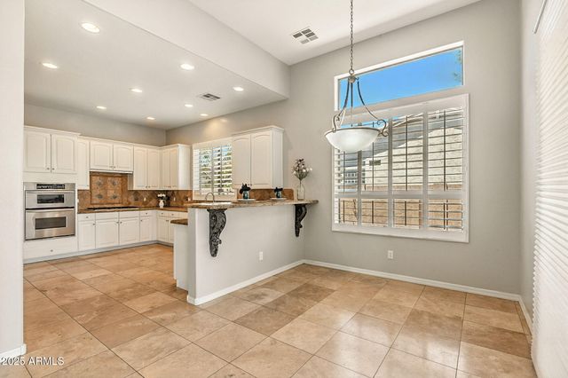 633 S PARKCREST Street, Gilbert, AZ 85296