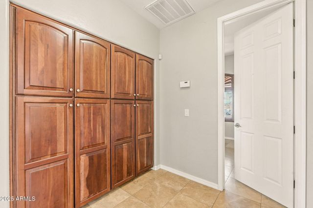 633 S PARKCREST Street, Gilbert, AZ 85296