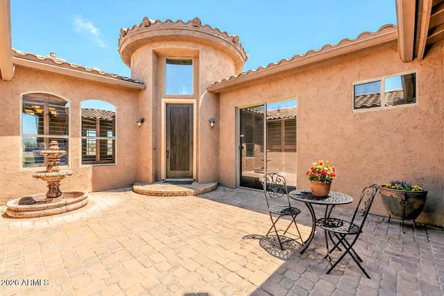 633 S PARKCREST Street, Gilbert, AZ 85296