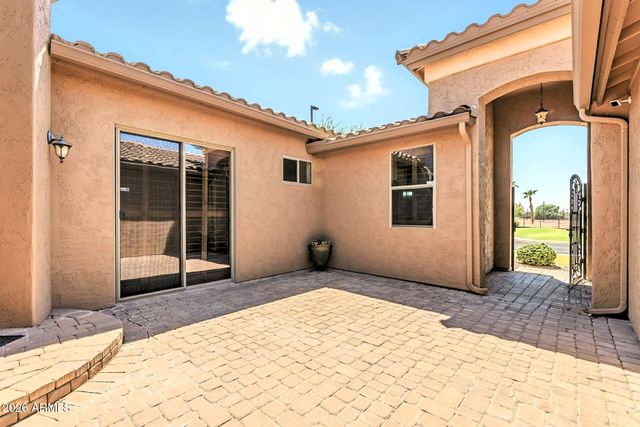 633 S PARKCREST Street, Gilbert, AZ 85296