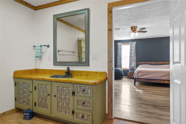 239 Wildwood Avenue, Elm Mott, TX 76640