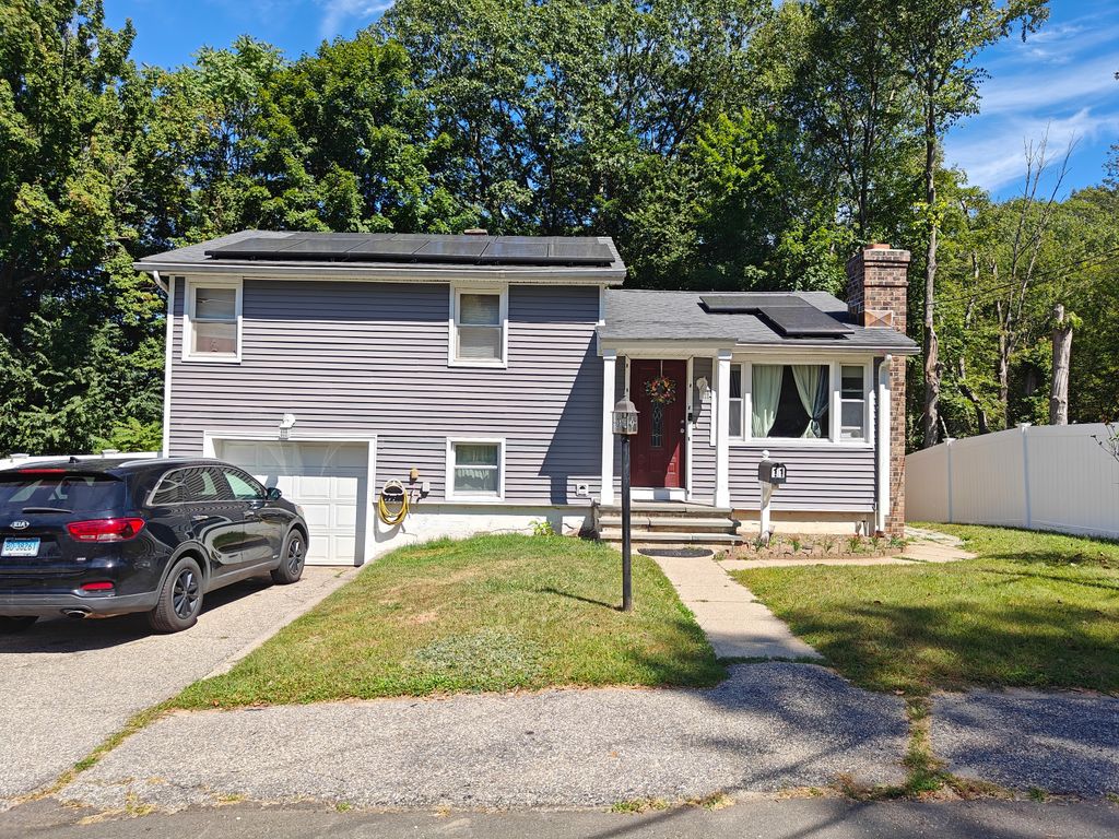 11 Shadee Lane, Waterbury, CT 06706