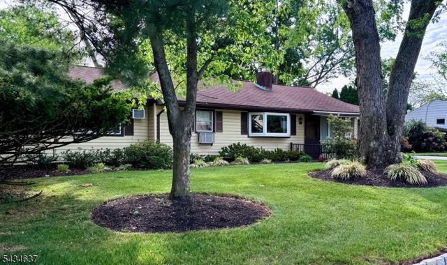 14 Berwick Way, Piscataway Twp., NJ 08854