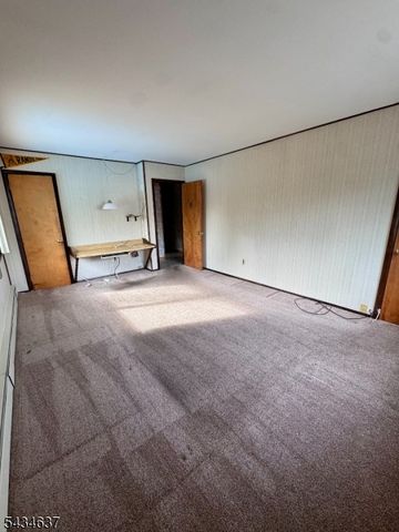 14 Berwick Way, Piscataway Twp., NJ 08854