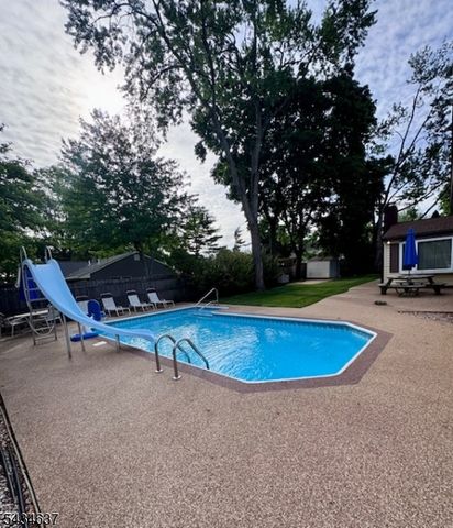 14 Berwick Way, Piscataway Twp., NJ 08854
