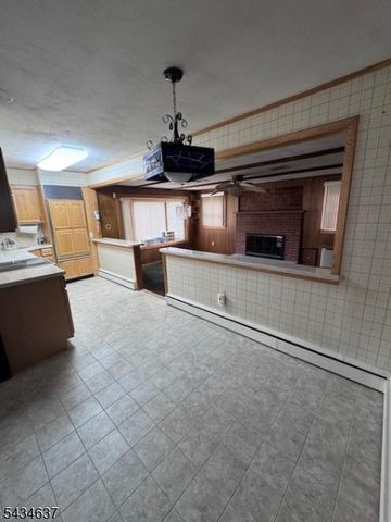 14 Berwick Way, Piscataway Twp., NJ 08854