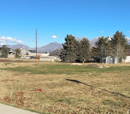 9043 S 2040 W, West Jordan, UT 84088