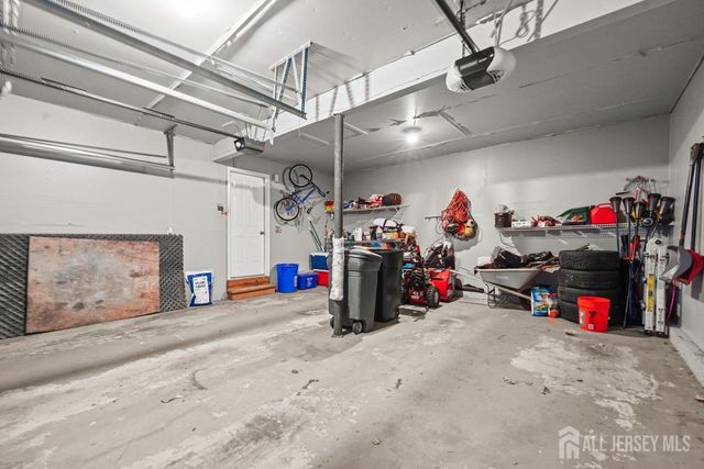 21 Crestview Drive, South Brunswick, NJ 08824