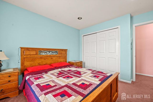 21 Crestview Drive, South Brunswick, NJ 08824