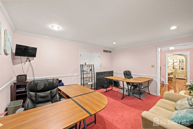 21 Crestview Drive, South Brunswick, NJ 08824