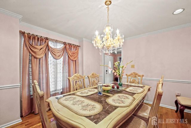 21 Crestview Drive, South Brunswick, NJ 08824