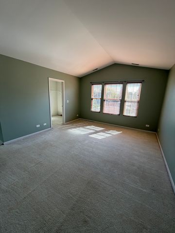 764 Panorama Court, Aurora, IL 60502