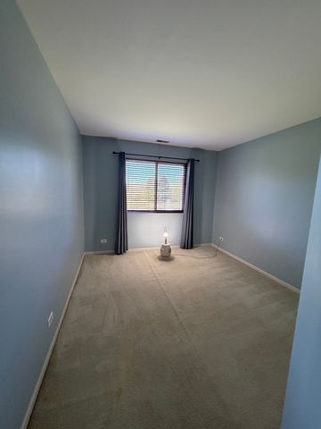 764 Panorama Court, Aurora, IL 60502