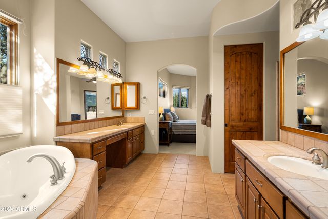 308 Calle Linda --, Sedona, AZ 86336