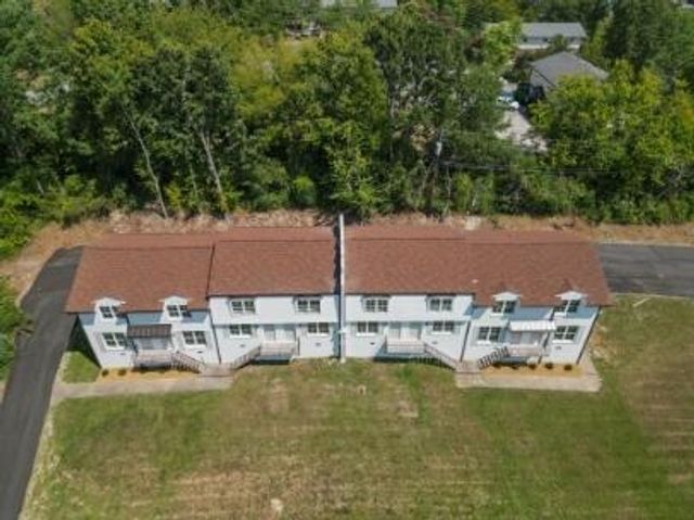 400 Gallery Lane E1, Hixson, TN 37343